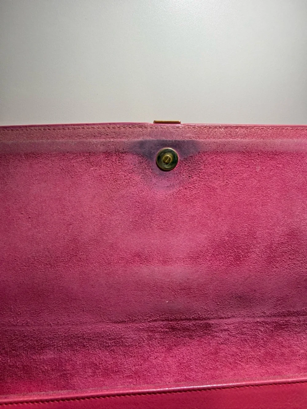 Yves Saint Laurent Hot Pink Leather Y-Front Chain Clutch - Picture 6 of 9